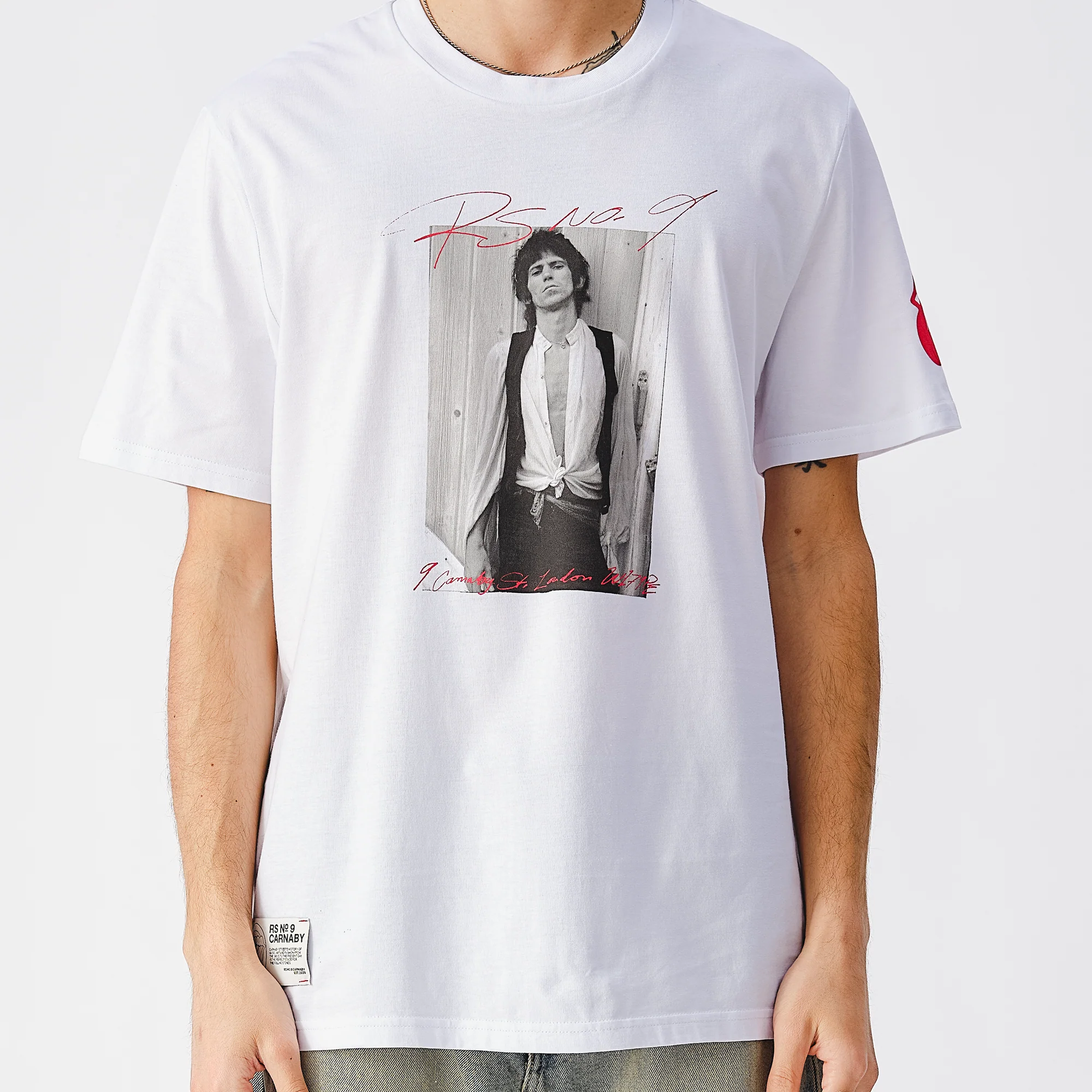 Keith Pose White Photo T-Shirt - Image 5